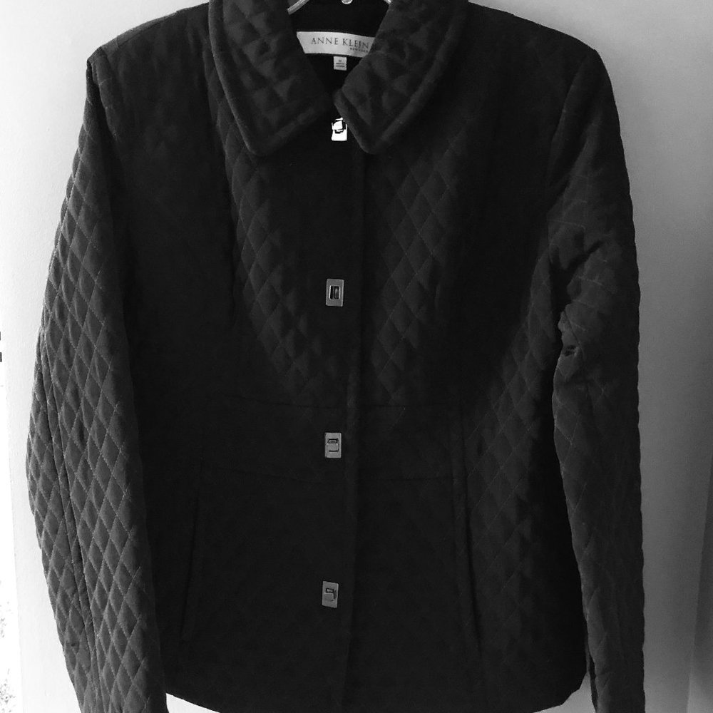 ANNE KLEIN "Quilted" Jacket Black NWT Medium
